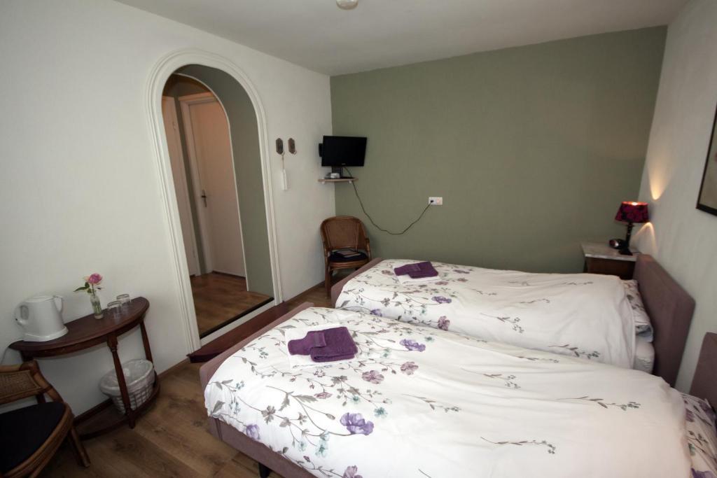 Door & Roos Bed & Breakfast Lottum Oda fotoğraf